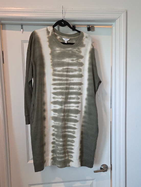 Time and Tru Dresses & Skirts - Time and Tru Olive Green and Cream Tie-Dye Long Sleeve Dress Size XL, new W/ Tag